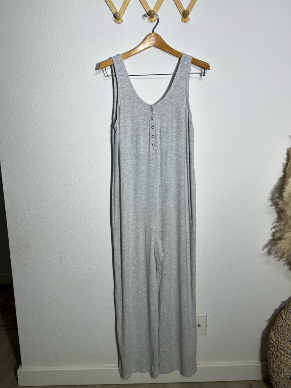 Old Navy Heather Gray Sleeveless Henley Jumpsuit Pajama